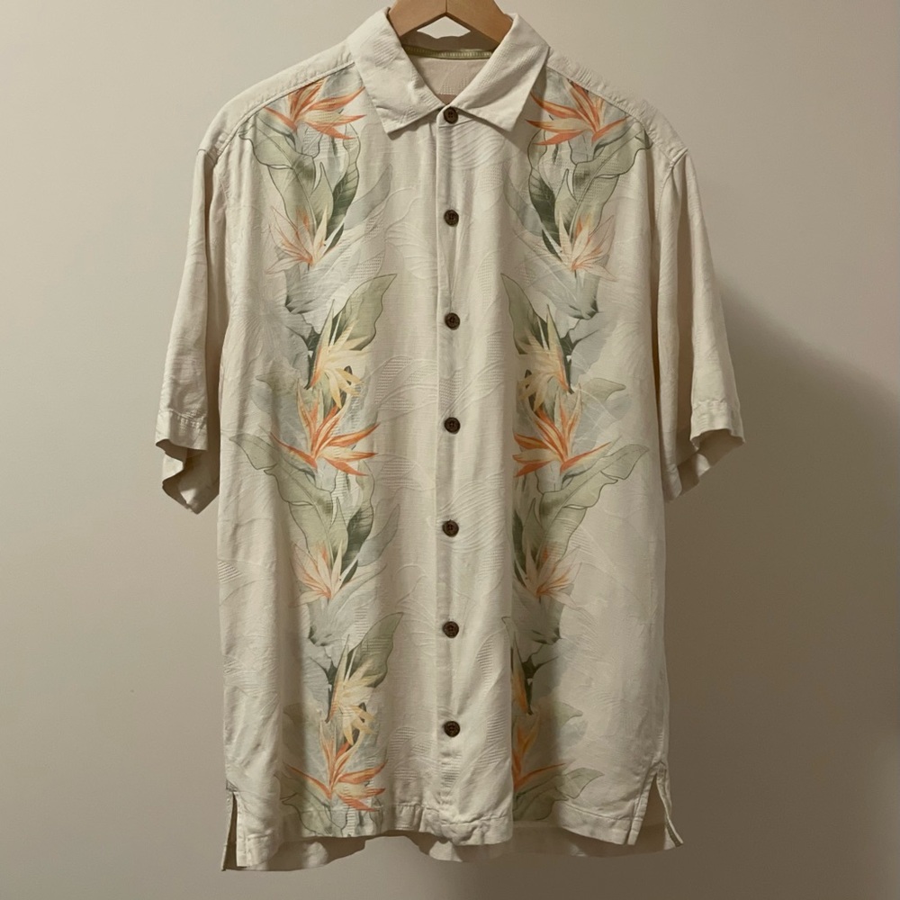 Tommy Bahama 🏝️100% Silk Island 🦜 Shirt